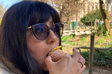 #1 Lyon Pastries and Chocolate Food Tour | 6+ Tastings 