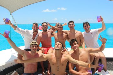 Isla Mujeres Spring Break Party Catamaran Snorkel and Open Bar