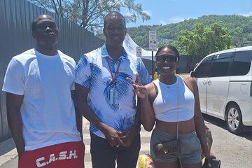 Private Airport Shuttle Taxi Service from MBJ to Montego Bay Area