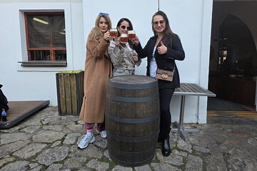 Prague's Food & Drinks Fun Leisure Walking Tour 