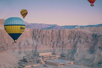Hot Air Balloon Ride and Private Tour of Luxor West Bank
