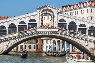 From Florence: Explore Venice on a Full-Day Private Train Tour