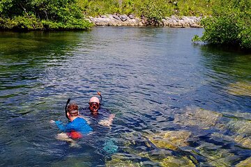 Snorkeling with Turtles and Yalku Lagoon 