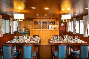 3N2D Explorer Halong Bay Ba Ham Tien Ong with Private Cruise