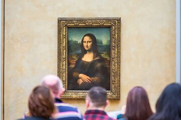 Private Guided Louvre Museum Tour with Mona Lisa