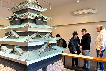 Tokyo Castle & Imperial Palace , Historical Walking Tour