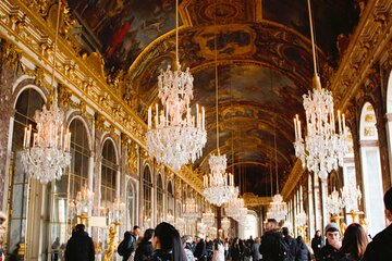 Versailles Palace & Gardens Skip-The-Line Solo Guided + Cruise 1h