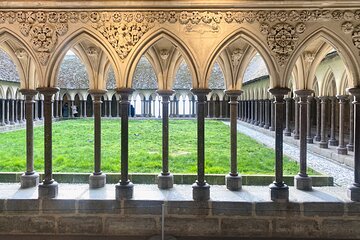 3-day Mont Saint Michel Normandy Brittany 4 Castles Guided Trip