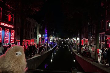 Amsterdam Red Light and Coffee Shops Private Guided Walking Tour