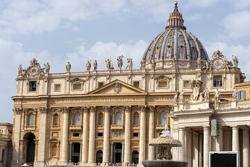 Saint Peter's Basilica and Papal Tombs Tour with Reserved Access