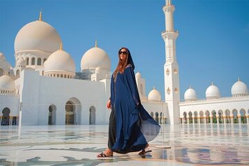 Abu Dhabi Sheikh Zayed Grand Mosque Tour from Dubai