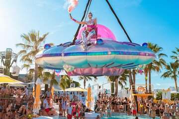 Ibiza Party Passport : Including 3 Free Clubs Tickets