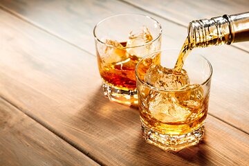From Edinburgh: St. Andrews and Whisky Tour (Small Group)