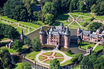 Amsterdam: Private Tour Windmills, Castle and Volendam
