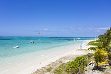 Mauritius : Bluebay marine park and Ile aux 2 cocos with lunch