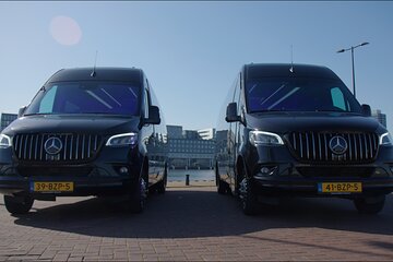 Private 5 Hour Tour to Keukenhof Flower Garden 1-16pers.