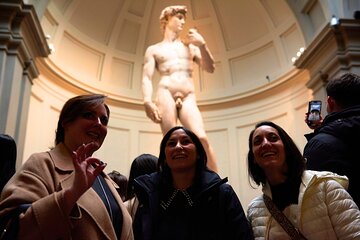 Florence: Accademia Gallery and City Center Private Walking Tour