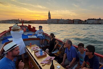 Sunset and Prosecco in Bragozzo in Venice