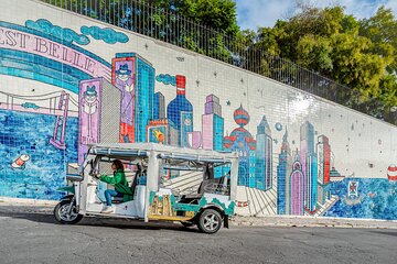 Lisbon: 5-Hour All Inclusive Tour on a Exclusive Tuk Tour