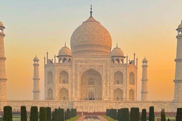 Sunrise Taj Mahal, Agra Fort and Baby Taj From Delhi by Car 