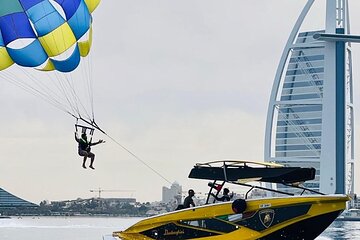 Parasailing Adventure in Dubai
