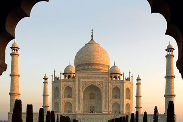 Taj Mahal and Agra Wonders from Delhi