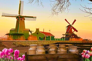 Giethoorn and Zaanse Schans Tour With Local Guide