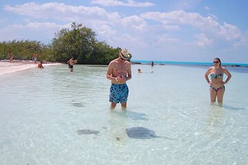 Isla Contoy and Isla Mujeres with All Inclusive Snorkeling
