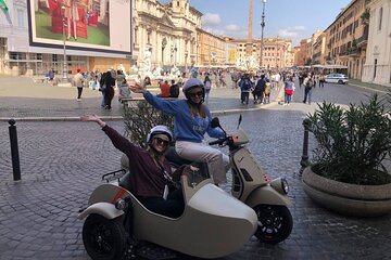 Vespa Sidecar Tour: Highlights of Rome
