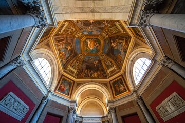 Vatican Museums small group tour with a local guide