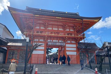 Discover the Secrets of Fushimi Inari and Gion with a Local Guide