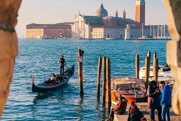 A Romantic Gondola Ride under the Bridge of Sighs