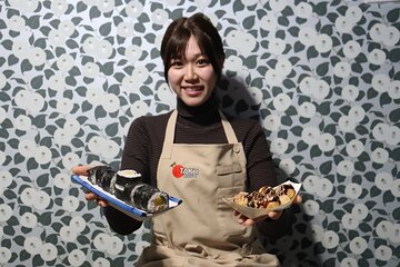 Kyoto Sushi & Takoyaki Cooking Class near Kiyomizu-dera Temple!
