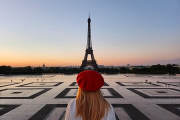Sunrise Walking Tour: Paris Before the Crowds