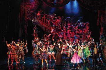 London Phantom of The Opera with Two Course Pre-Show Meal & Drink