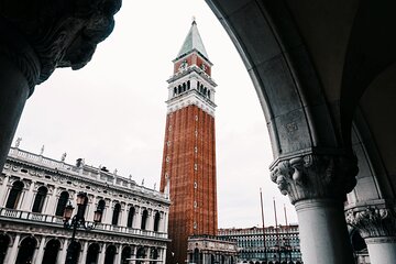 Ghost Tour in Venice Inside the Shadows