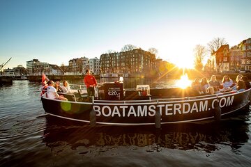 Amsterdam Sunset Cruise Experience with Live Guide and Open Bar