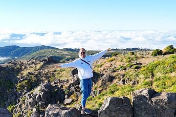 Sunrise Jeep Tour to Pico do Arieiro