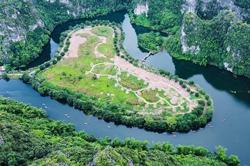 Hanoi: Private Ninh Binh Day Trip, Trang An, Bich Dong, Mua Caves