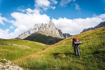 3-Day Kazbegi Adventure: Self-Guided Walking Tour