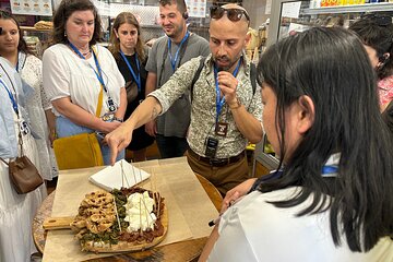 Naples Street Food Tour and Guided Sightseeing with Local Expert