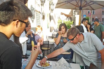 Rome Street Food Tour and Jewish Ghetto Area Guided Sightseeing