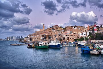 Tel Aviv; Jaffa Old City, Port & Shuk Hapishpishim Walking Tour 