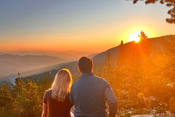 Sunrise Hikes in Rocky Mountain National Park