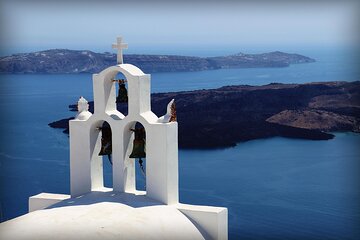 Santorini Private SUV Tour to Hidden Gems