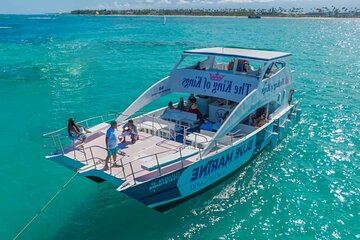 Catamaran For Private Groups and Families Plus Lunch + Drinks