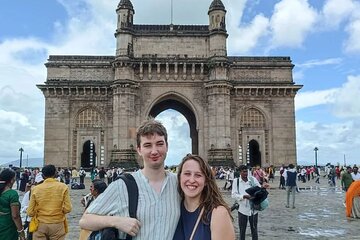 Old Mumbai Private Sightseeing Tour & Dharavi Slum with a Local