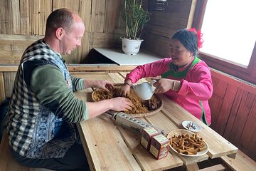Sapa Herbal Incense Making Workshop in Ta Van Village Tour