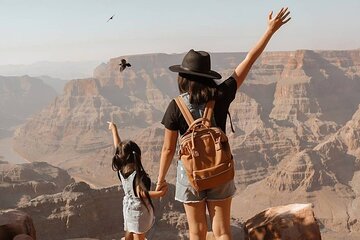 Grand Canyon Hoover Dam and 7 Magic Mountains from Las Vegas