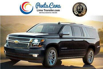 Deluxe SUV Private Round Trip Airport Transfer Uvero Alto Hotels 1-5 Passenger